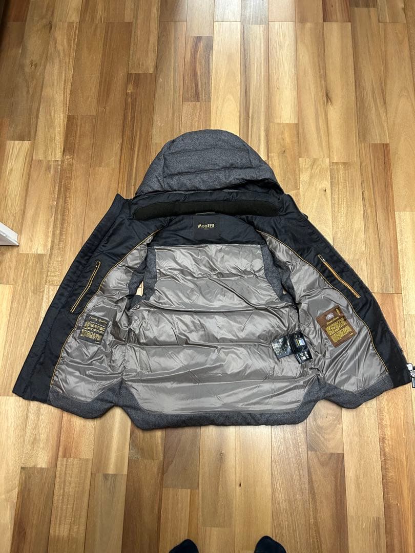 ムーレー　MOORER FAYER-NO ダウンベスト　サイズ４６