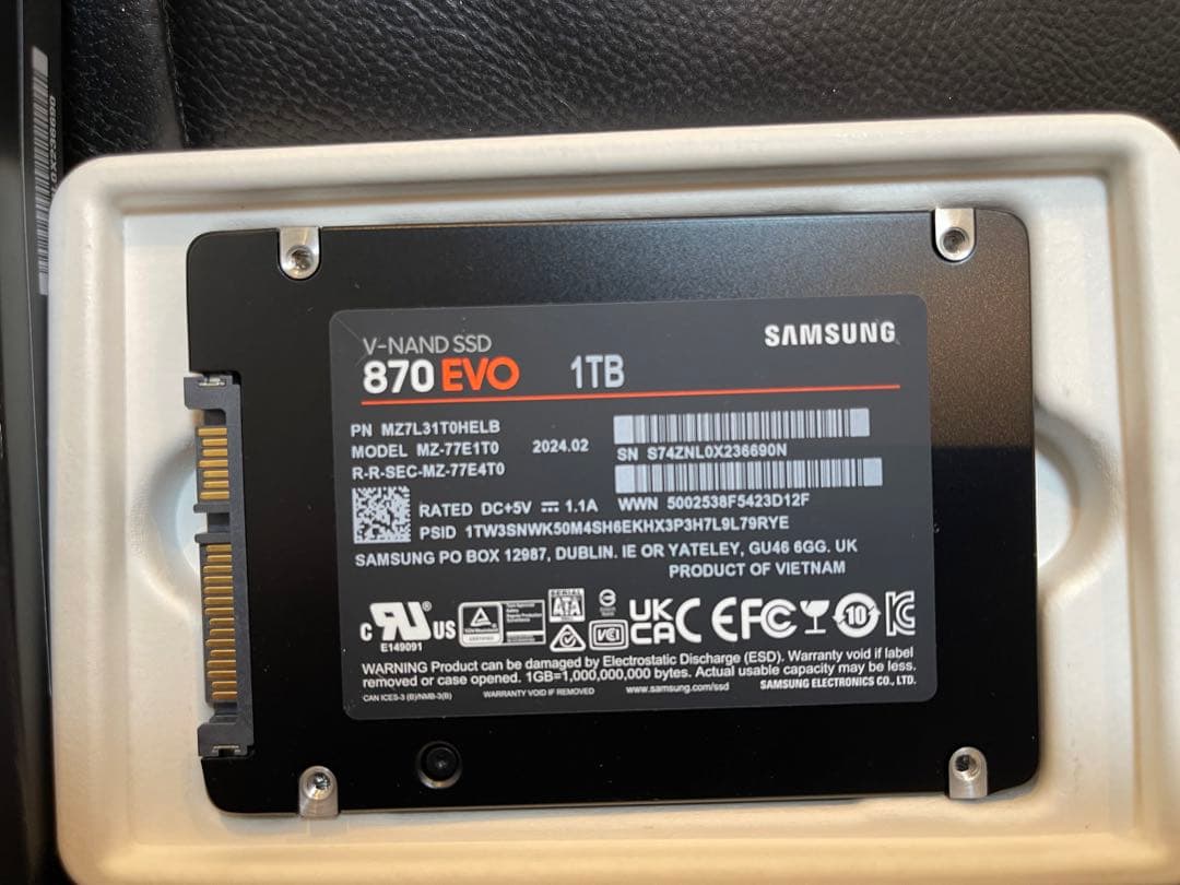 内蔵型SSD Samsung 870 EVO 1TB SATA 2.5\" SSD