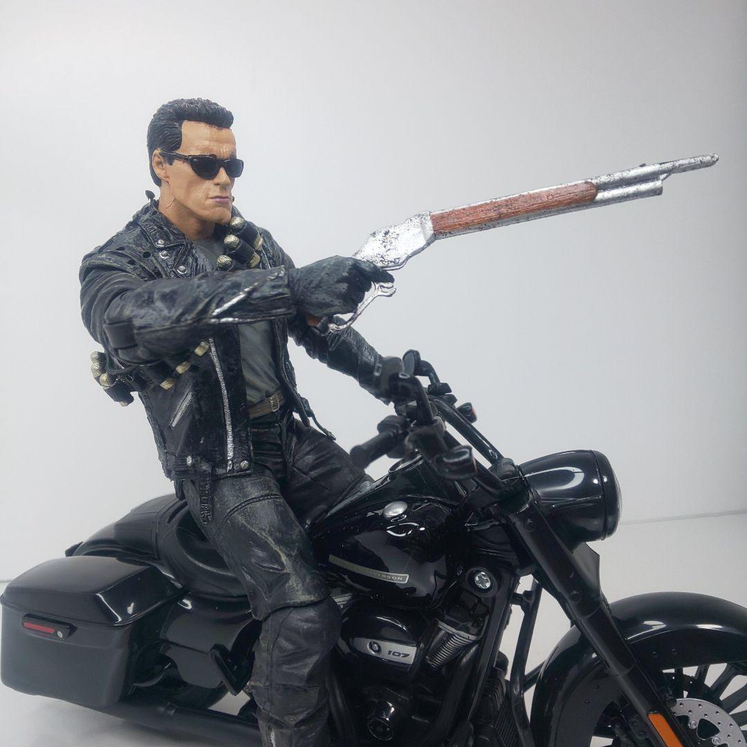 ターミネーター　T-800 フィギュア 新品