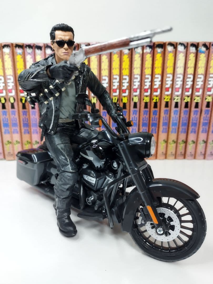 ターミネーター　T-800 フィギュア 新品