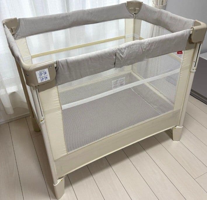 ココネルエアーABプラス ベビーベッド ホワイトベージュ