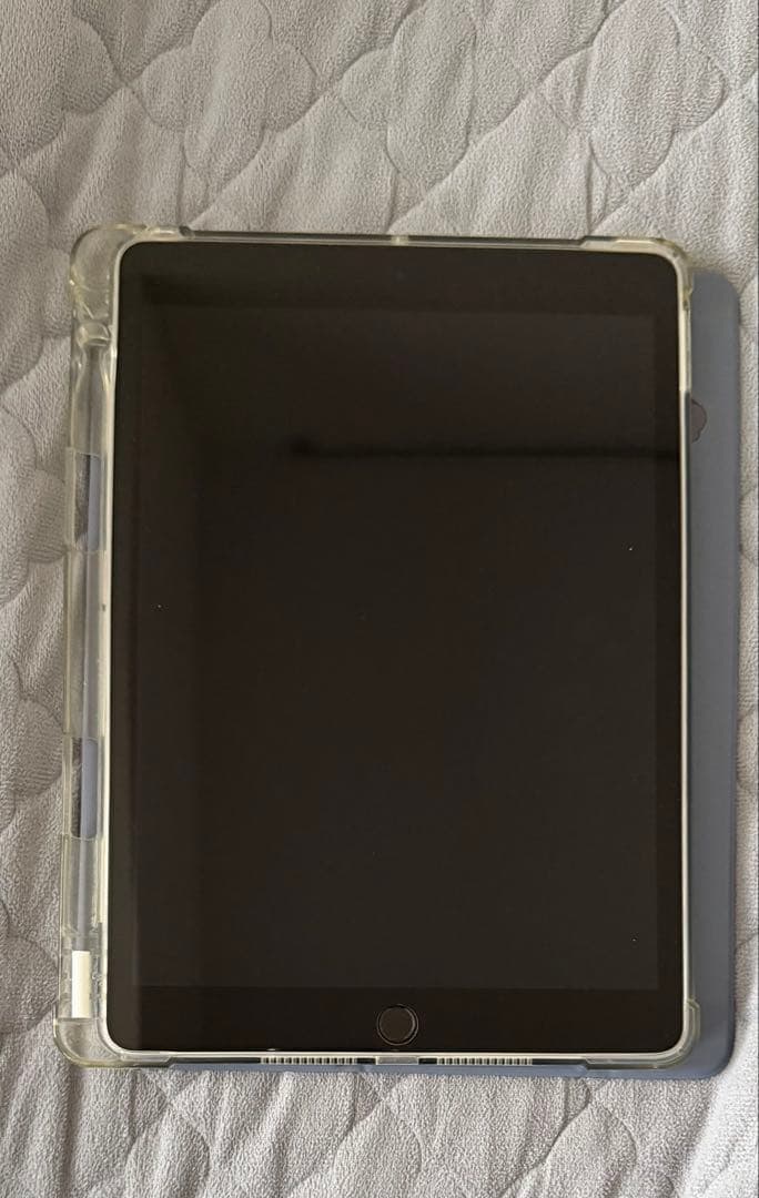 Apple iPad 第9世代 Wi‑Fiモデル 64GB シルバー本体