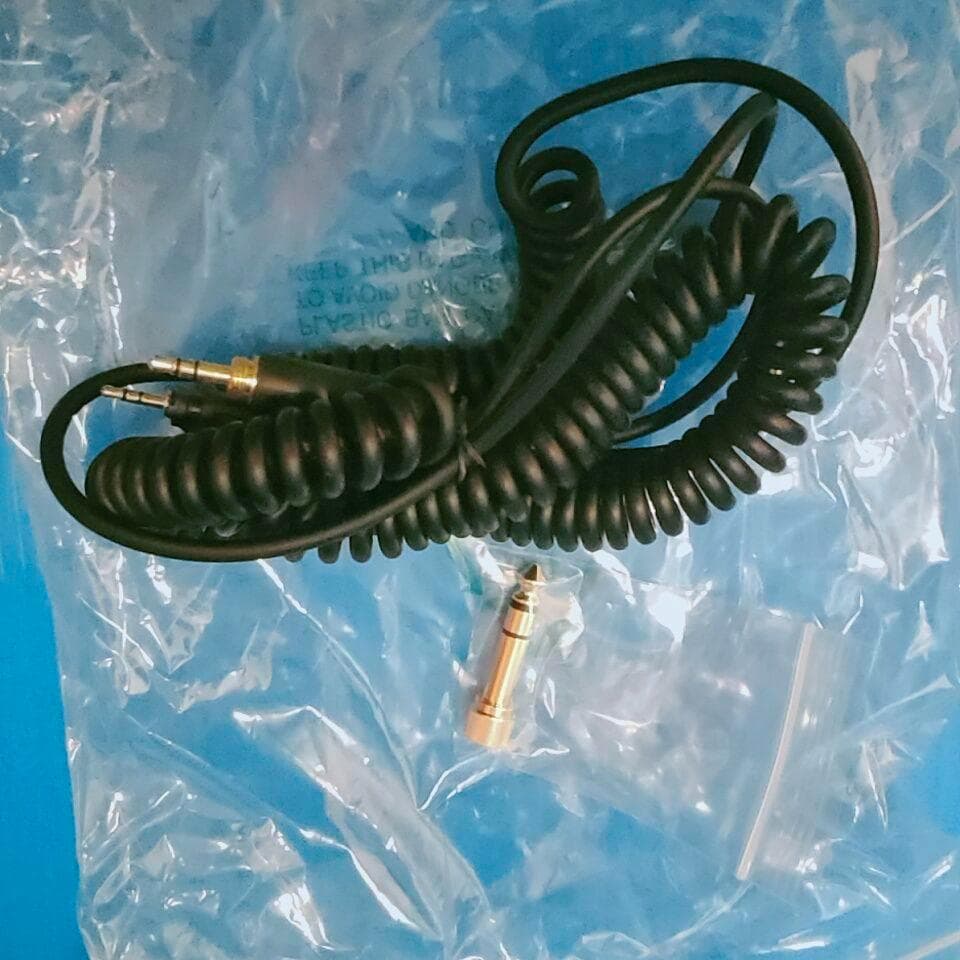 SHURE SRH440 プロフェッショナルスタジオヘッドフォン　シェア