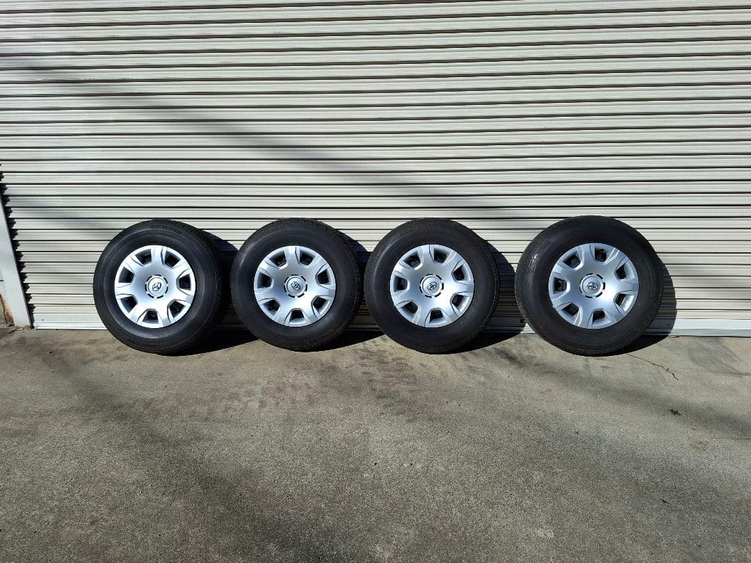 埼玉　ハイエース純正タイヤ　ブリジストンエコピア　25年8月納車5000km使用