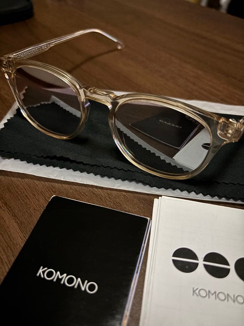 king gnu 常田大希 着用モデル komono サングラス 説明書付き