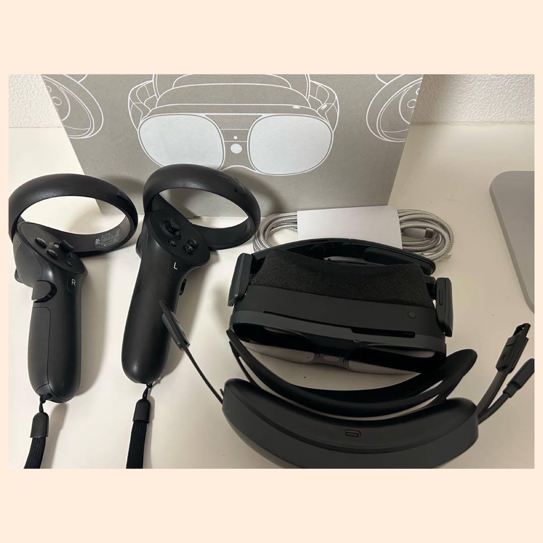VR VIVE XR Elite本体とANKERのケーブルとスタンドのセット