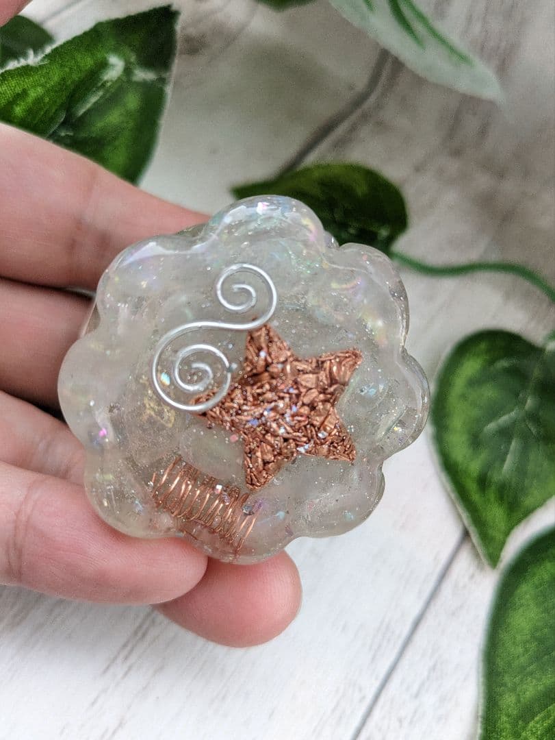 【yucco89】エンジェルオーラクォーツのたこちゃん形オルゴ☆他３点