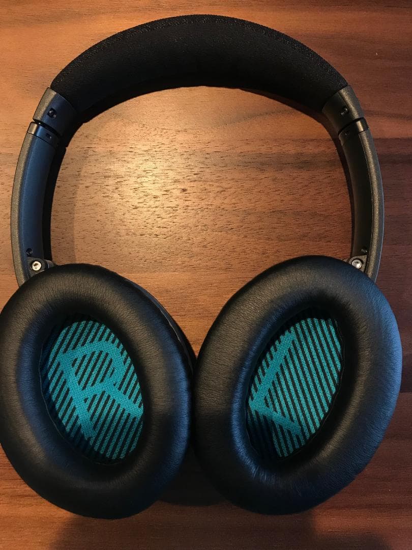 【美品】ボーズヘッドフォン（ノイズキャンセリング）