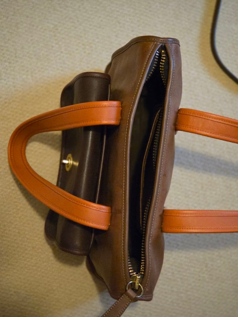 COACHのリメイクバッグ