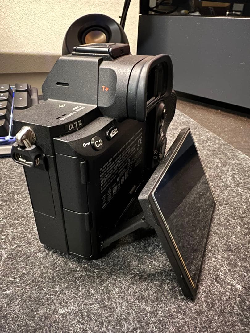 SONY α7 III デジタルカメラ 本体　美品