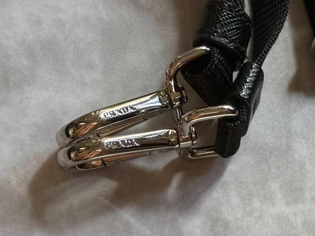 PRADA iphone 15 pro max ケース スマホカバー ショルダー