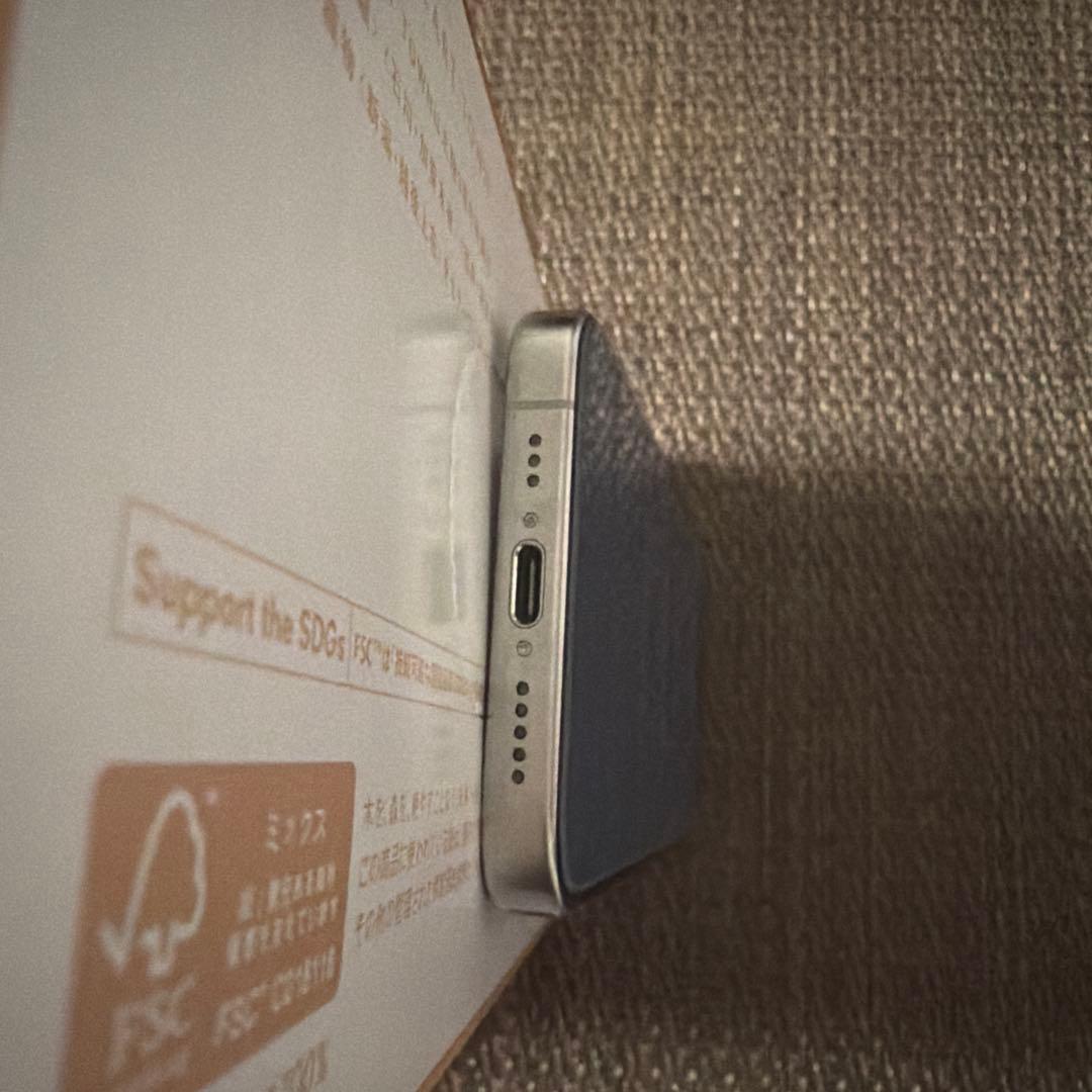 iPhone15pro 128GB 本体 美品