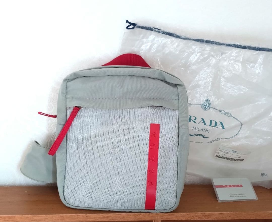PRADA プラダスポーツ ワンショルダー ボディバッグ グレー
