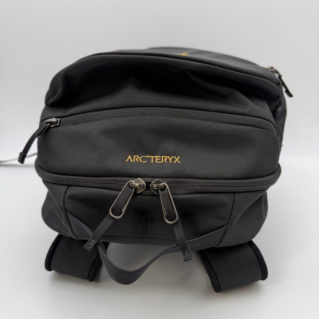 ARC’TERYX MANTIS 26 BACKPACK 黒
