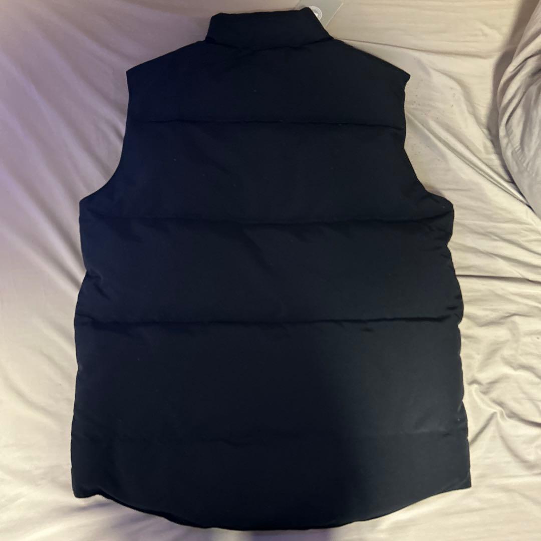 カナダグースダウンベスト