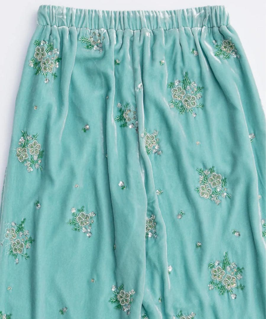 MAISON SPECIAL ビーズフラワーエンブロイダリーベロアパンツ