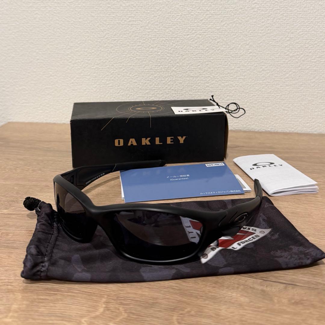 く*ゆ様 OAKLEY STRAIGHTJACKET MatteBlack/Gr