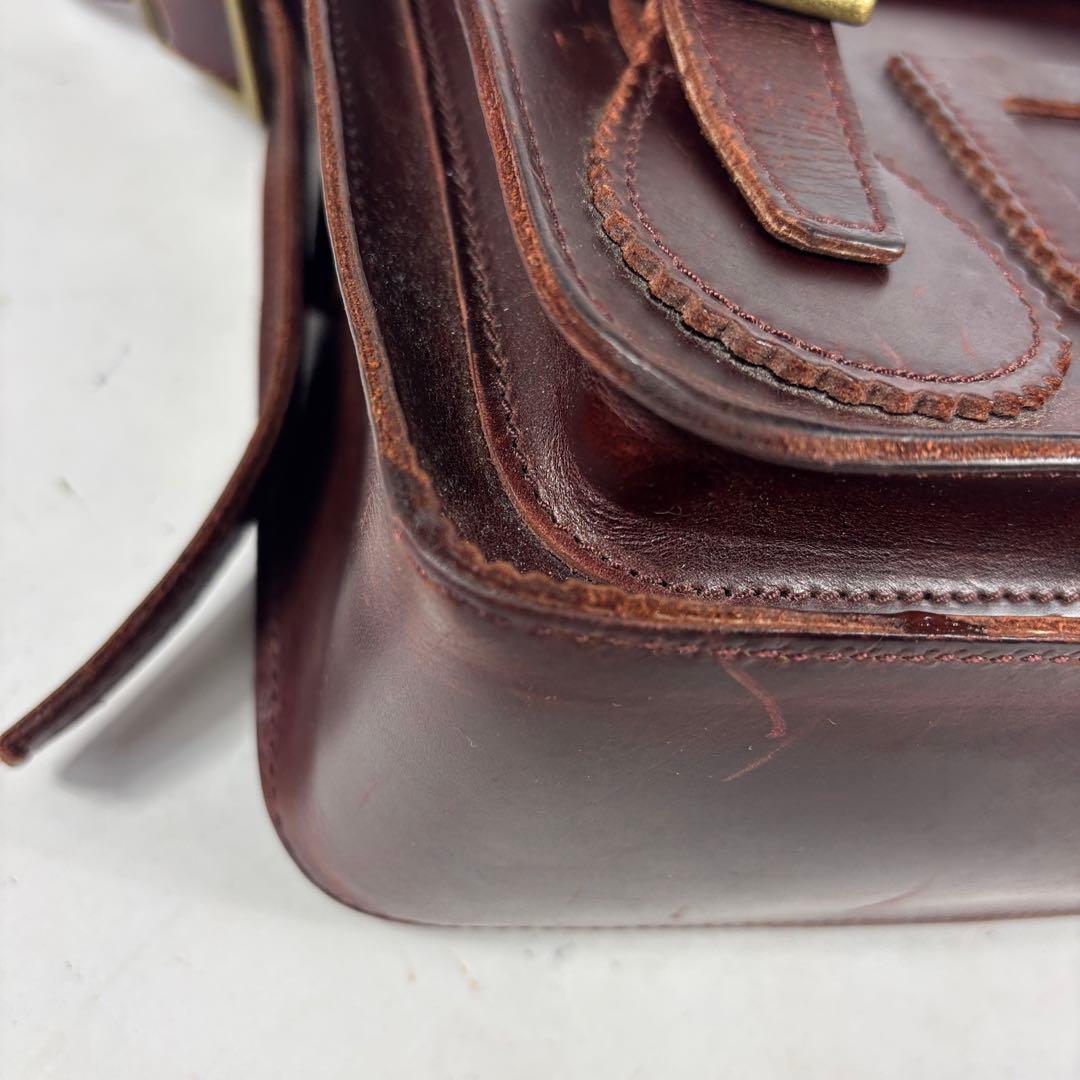 Dr. Martens 11インチ レザー サッチェル ショルダーバッグ 肩掛け