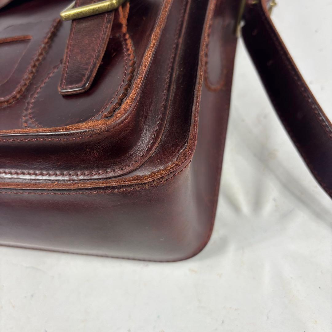 Dr. Martens 11インチ レザー サッチェル ショルダーバッグ 肩掛け