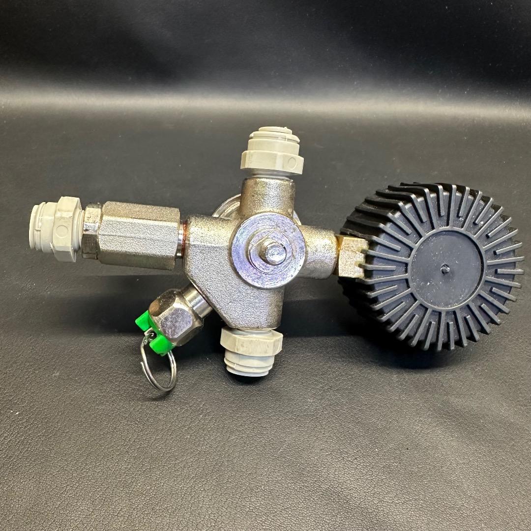 ♡Hd左1002 未使用保管品 TWELVETAP CO2レギュレーター