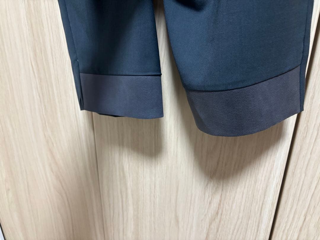 で*す様 IRENISA Two Tucks Tapered Trousers