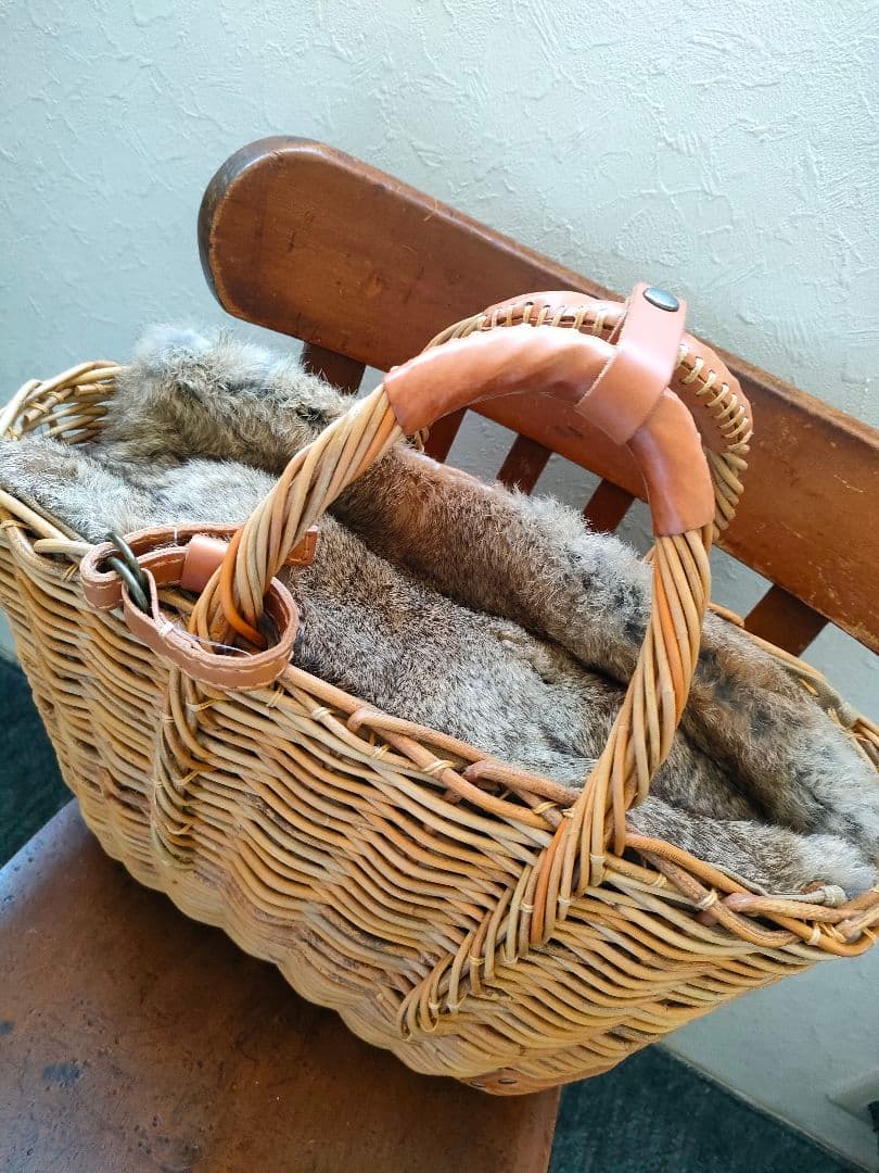 美品　ebagos エバゴス　紅籐カゴ　トートバッグ　ラビットファー