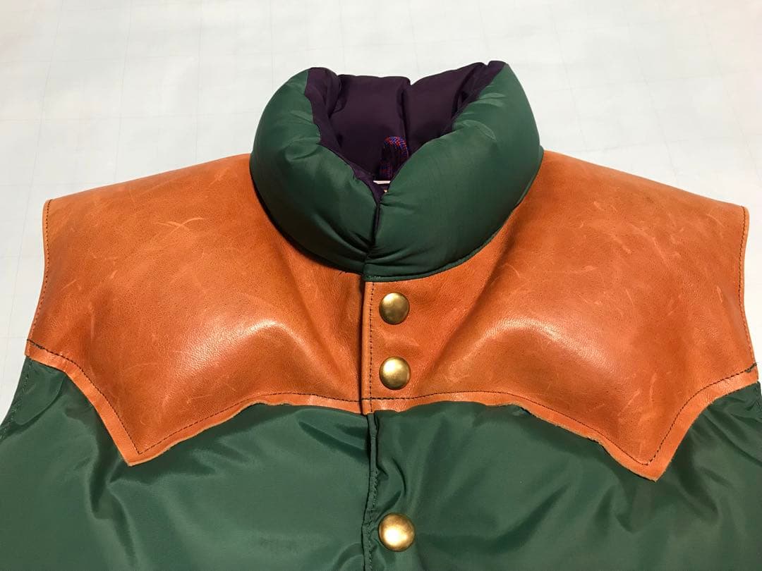 ロッキーマウンテン フェザーベッド　ウェアハウス　別注　ダウンベスト　USED