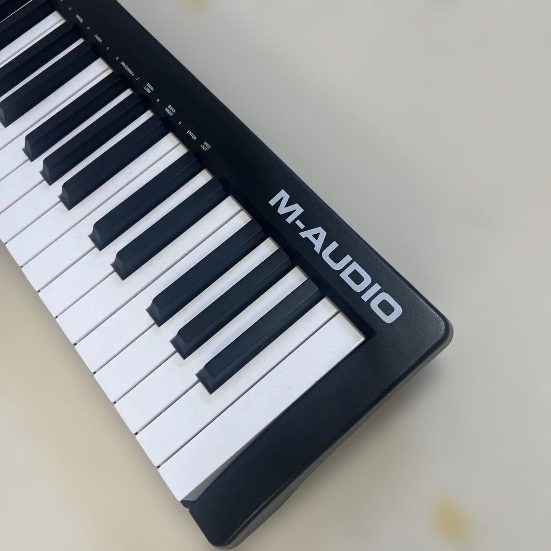 【美品】M-AUDIO MIDIキーボード KEYSTATION61 MK3