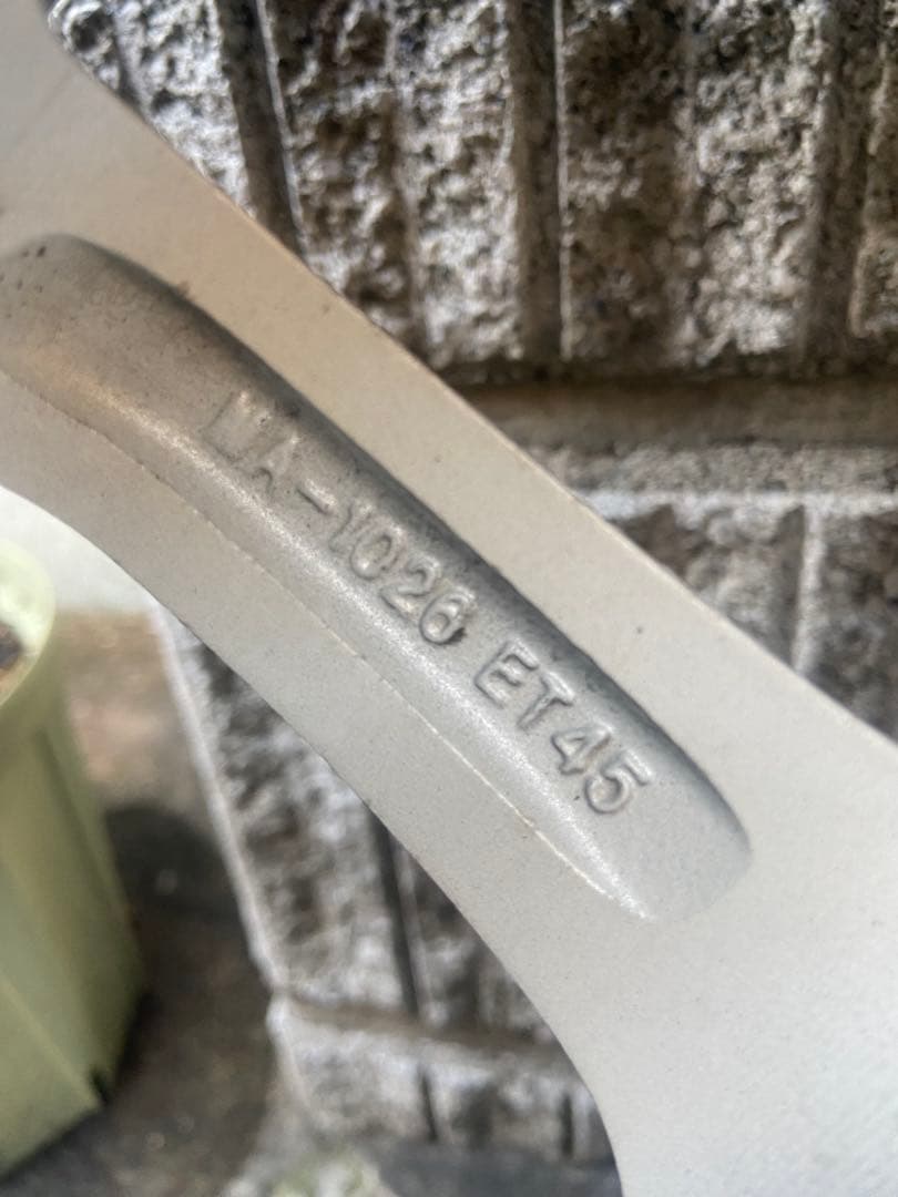 プリウス20 ウィンターマックス02 195/65/15 4本セット