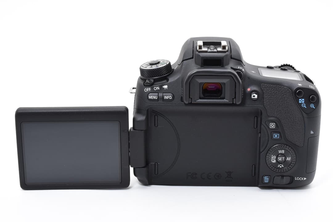 未使用に近い Canon EOS 8000D レンズキット #9468