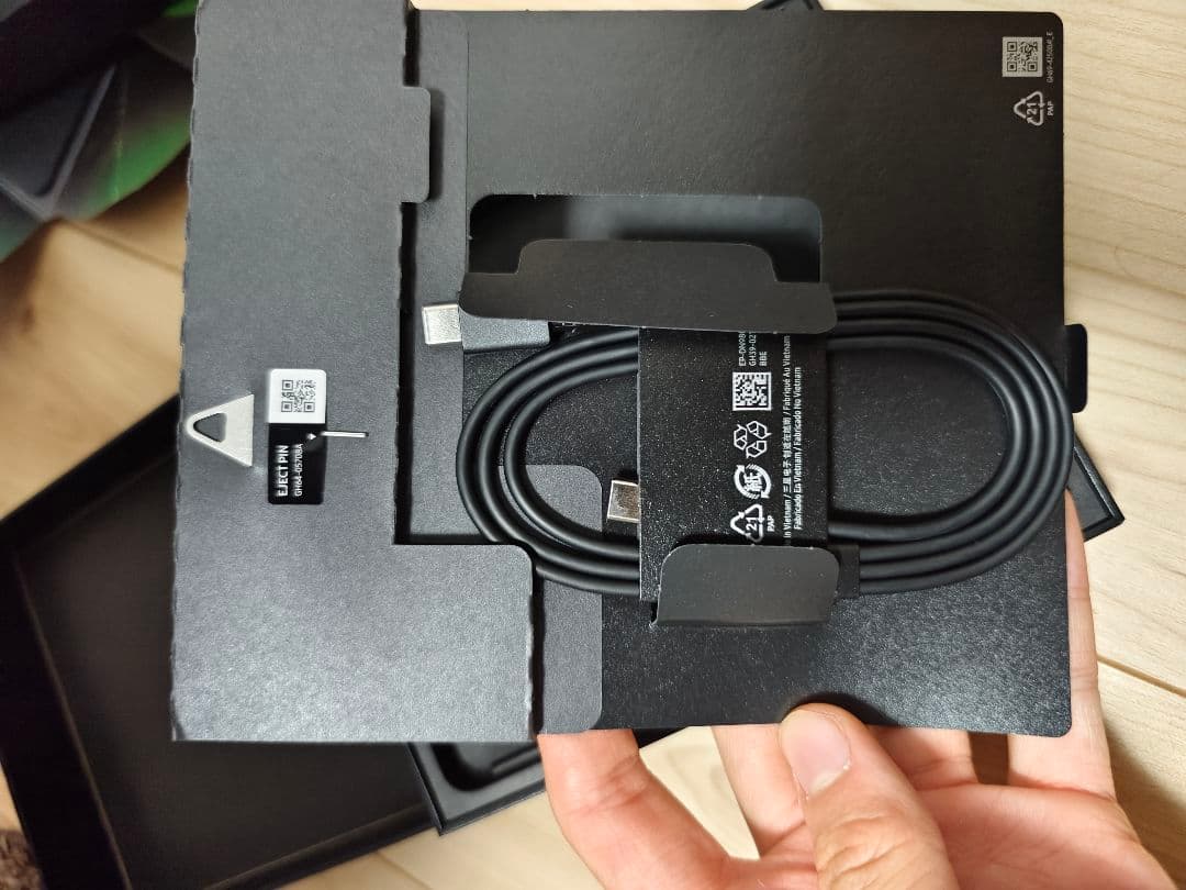 Galaxy Z Fold5 SCG22 256GB Sペン付ケース・箱付き