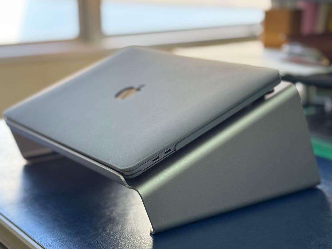 【新品同様】elago エラゴ PC スタンド