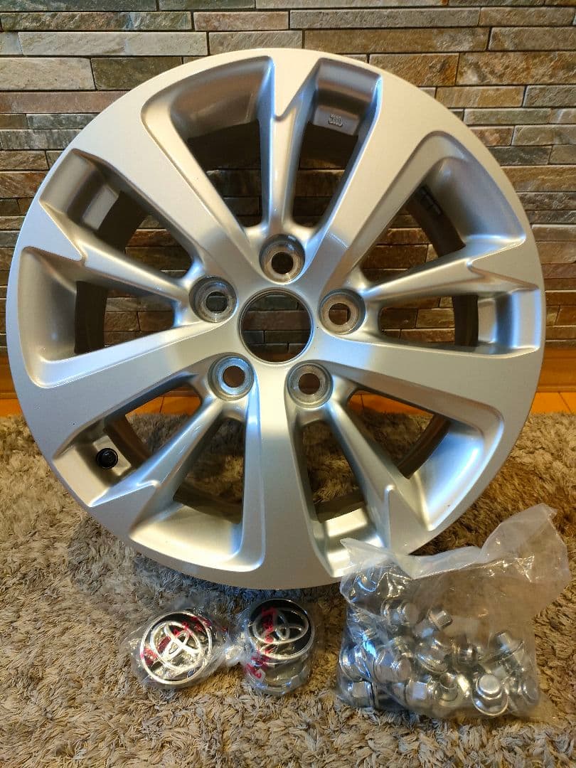 k.080ヤリスクロス 16インチ