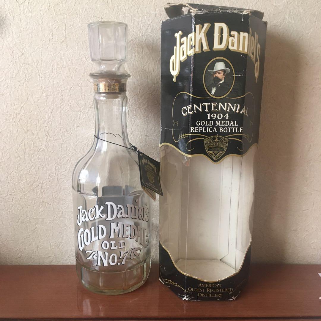 JackDaniel’s 100周年記念1904年金メダルレプリカボトル