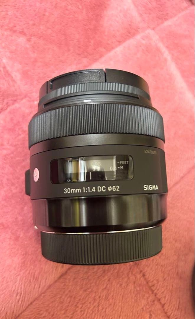 シグマ　30mm F1.4 DC HSM [キヤノン用]
