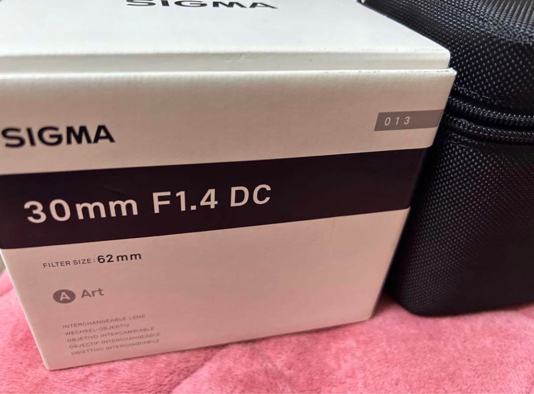 シグマ　30mm F1.4 DC HSM [キヤノン用]