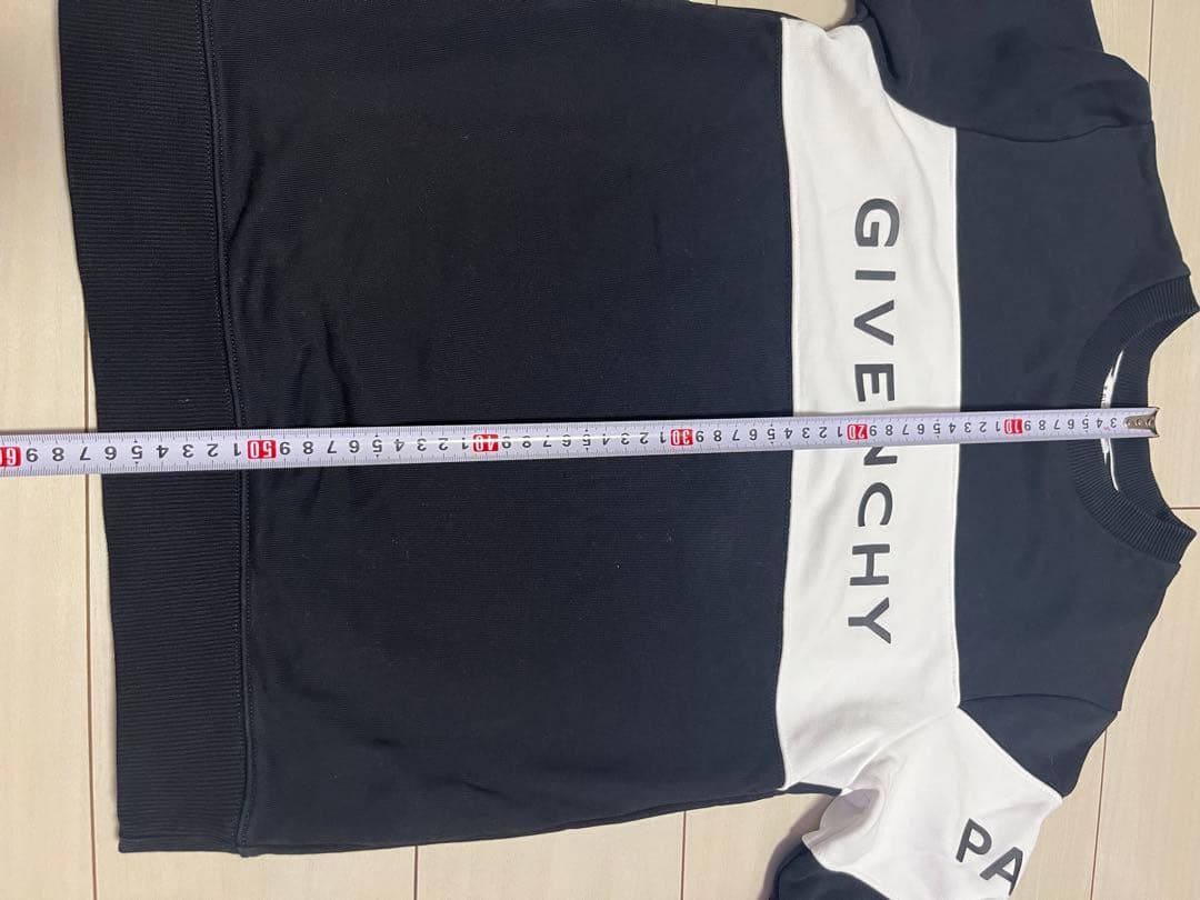 GIVENCHY トレーナー