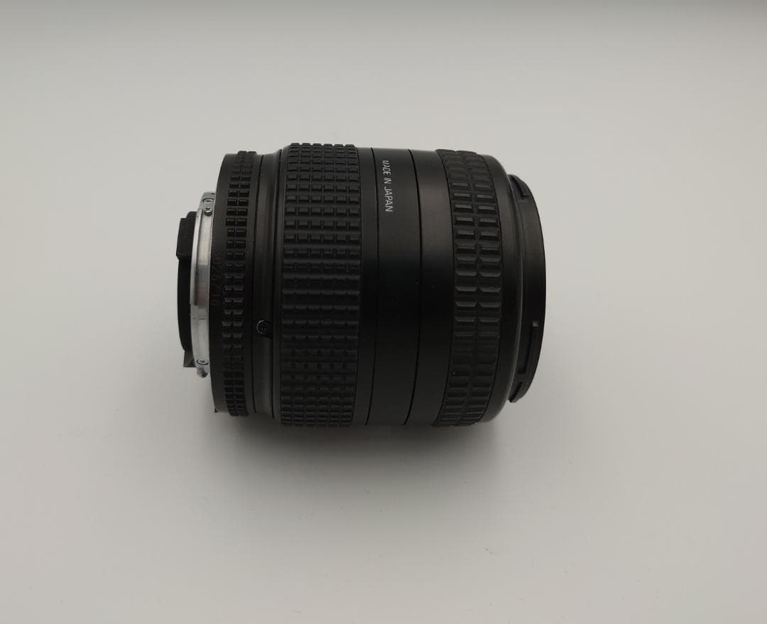 NIKON　D70　一眼レフカメラとレンズ2本セット