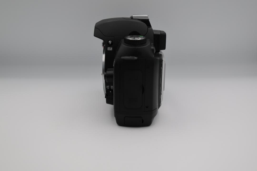 NIKON　D70　一眼レフカメラとレンズ2本セット