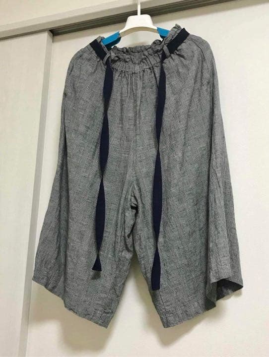 ネストローブ　カジュアルパンツ