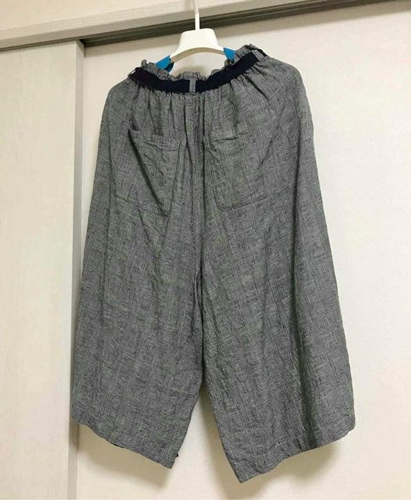 ネストローブ　カジュアルパンツ