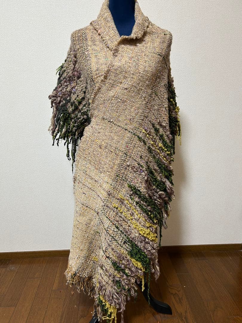 手織りマフラー、ストール　横フリンジ付き　長さ217cm 幅50cm+フリンジ