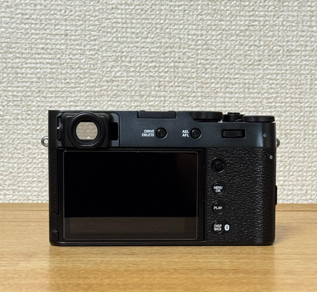 極美品 フジフィルム X100VI ショット数1100 保証付 おまけ多数