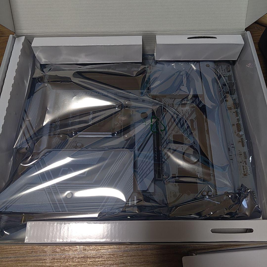 ASRock X870 PRO RS WiFi マザーボード