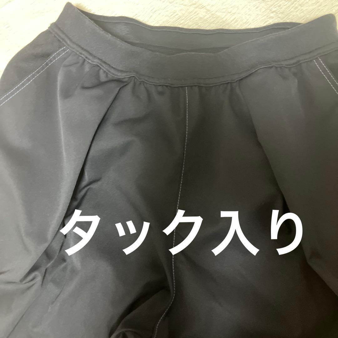 アルベロベロ⭐️ブタさん刺繍でお花とビーズ装飾のパンツです