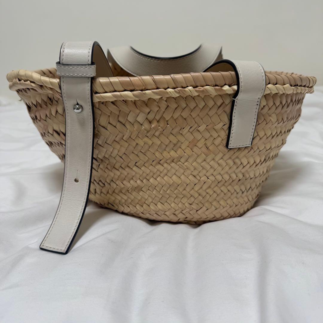 ロエベ　LOEWE ホワイト　カゴバッグ