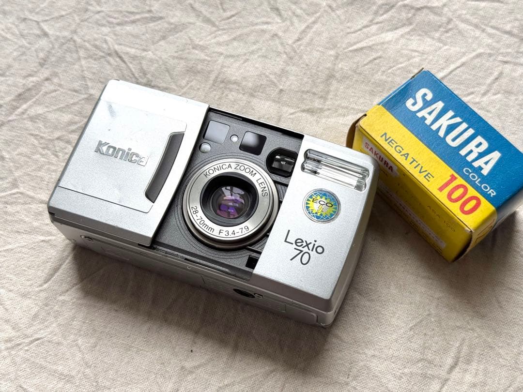 ⌘完動品！ 作例あり、電池付き！ Konica Lexio 70⌘