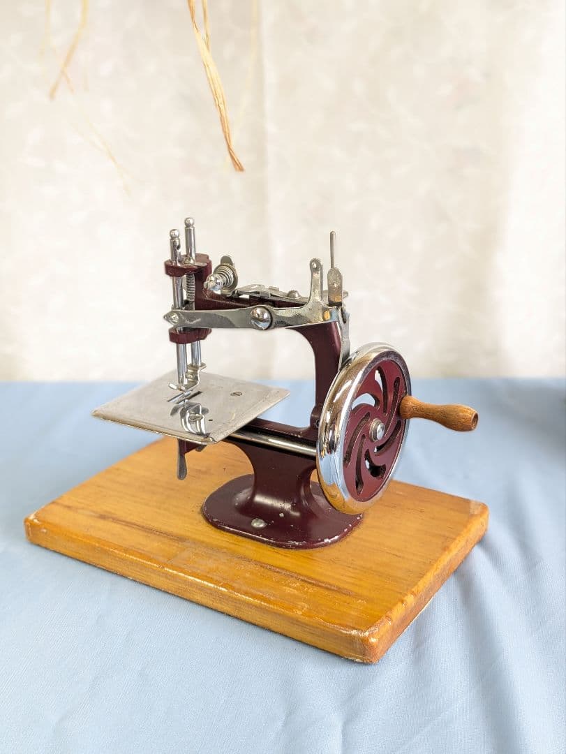 イギリス アンティーク トイミシン ミニミシン ヴィンテージ 子供用ミシン
