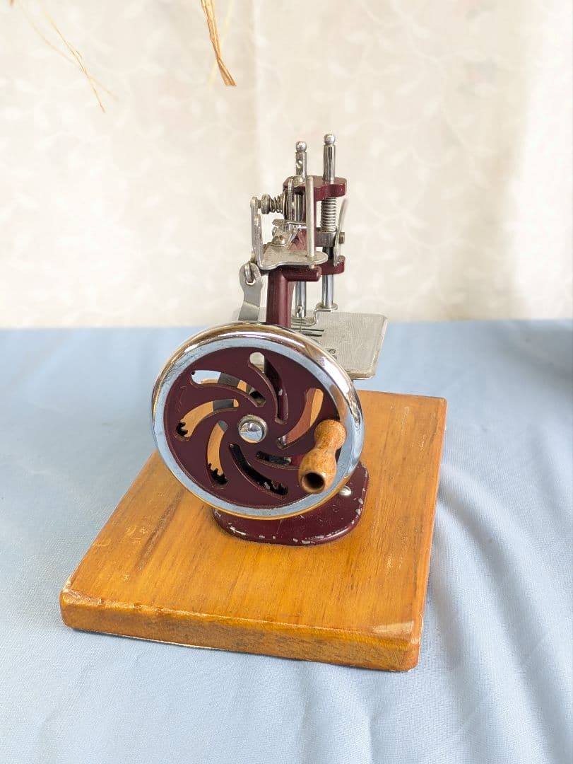 イギリス アンティーク トイミシン ミニミシン ヴィンテージ 子供用ミシン