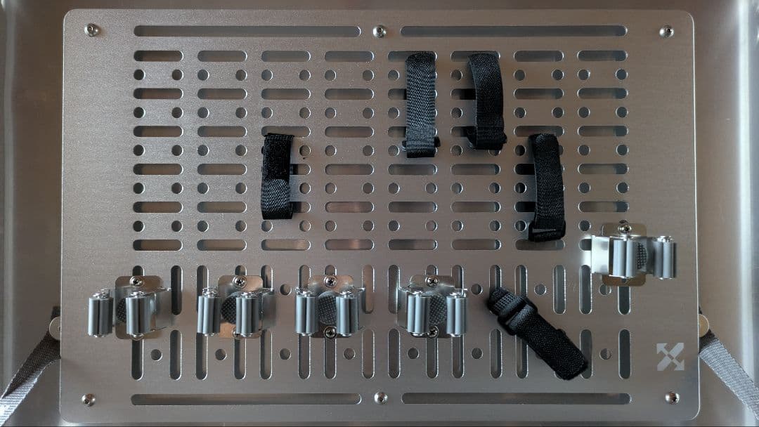 CAMVIL（ケムビル）アルミボックス60L アルミコンテナ